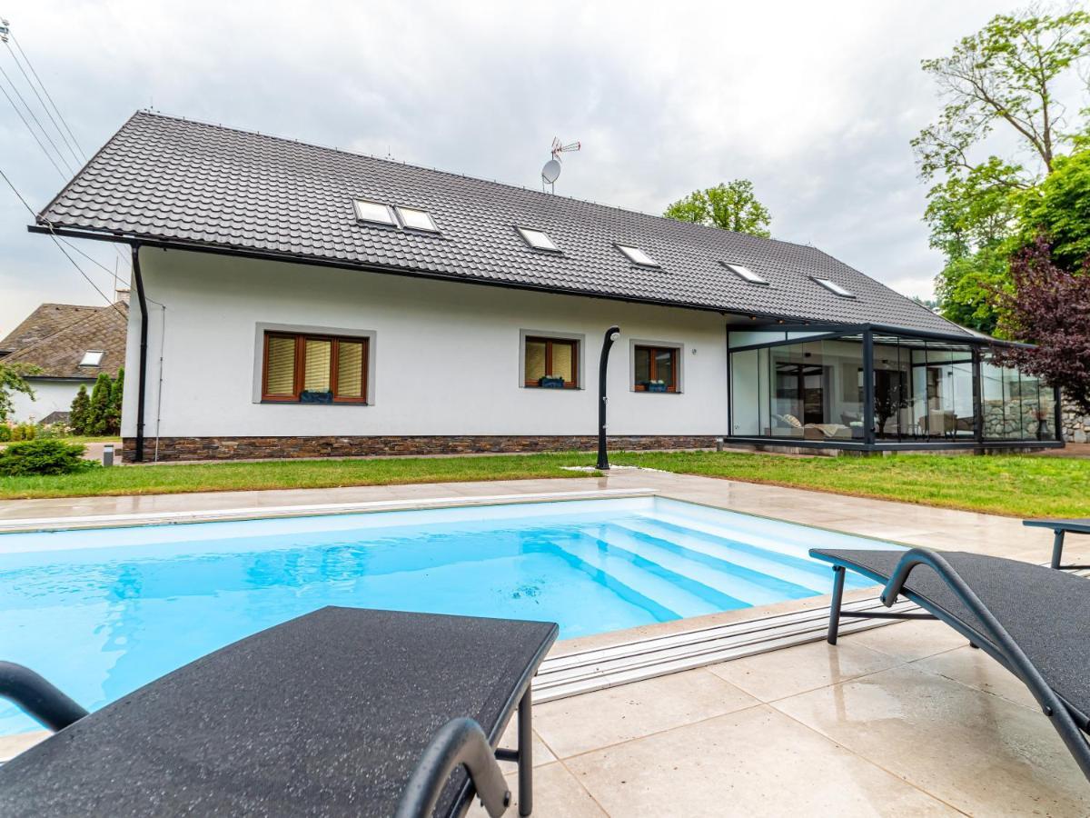 Villa U Zamku Sobotín Buitenkant foto